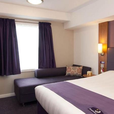 Premier Inn צ'יצ'סטר מראה חיצוני תמונה